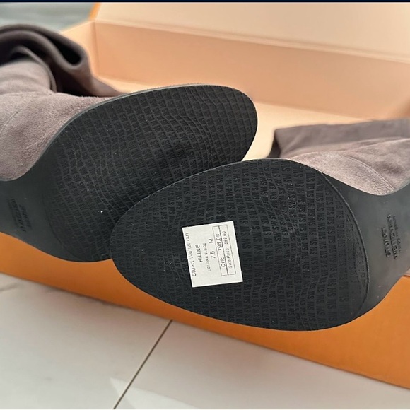 Stuart Weitzman boots - Picture 2 of 5